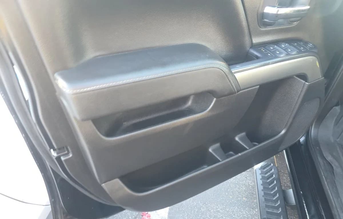 2019 CHEVROLET SILVERADO 1500 LD LT EXTENDED CAB MEDIUM BED 1LT 6