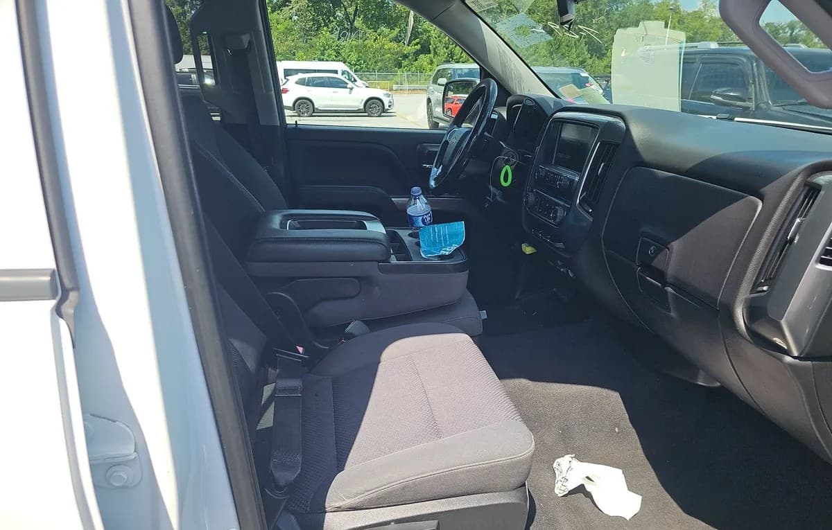 2019 CHEVROLET SILVERADO 1500 LD LT EXTENDED CAB MEDIUM BED 1LT 5