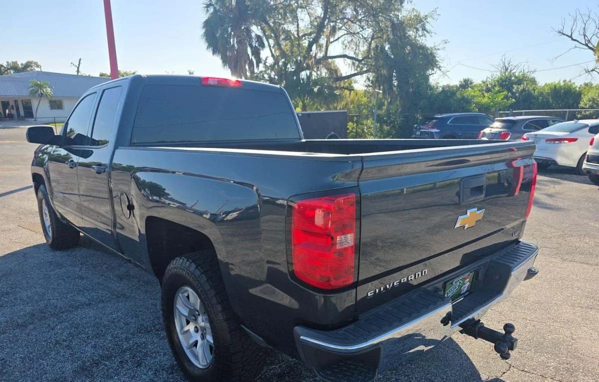 2019 CHEVROLET SILVERADO 1500 LD LT EXTENDED CAB MEDIUM BED 1LT 3