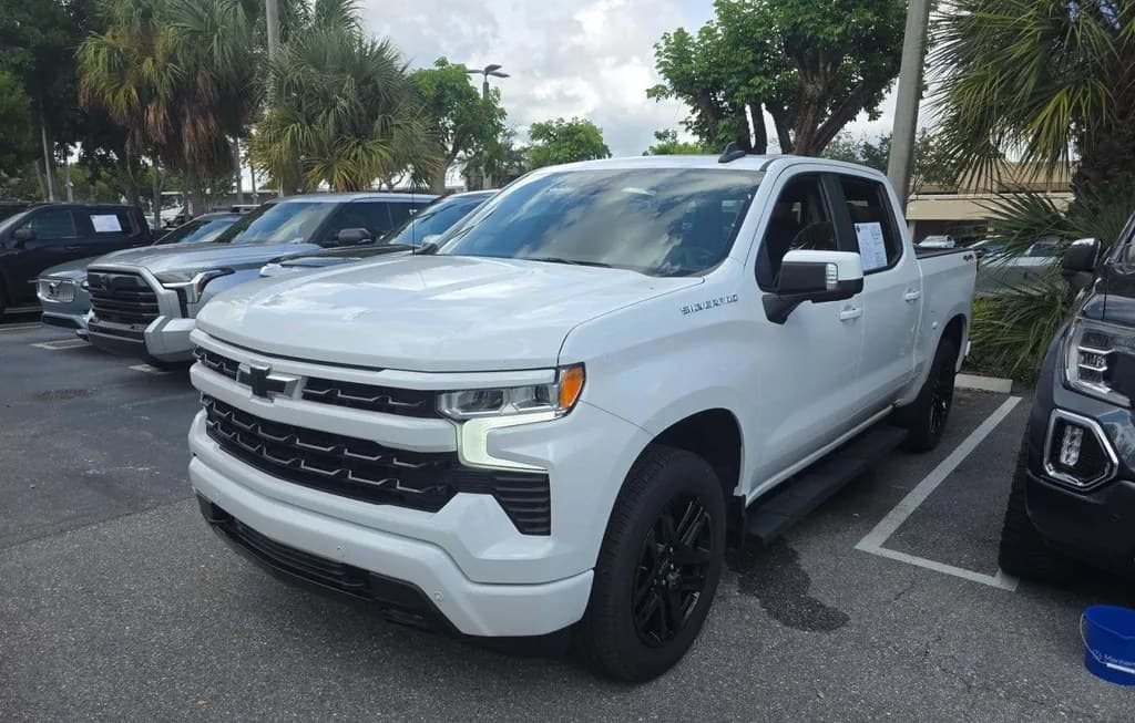 2024 CHEVROLET SILVERADO 1500 RST CREW CAB SHORT BED 1SP