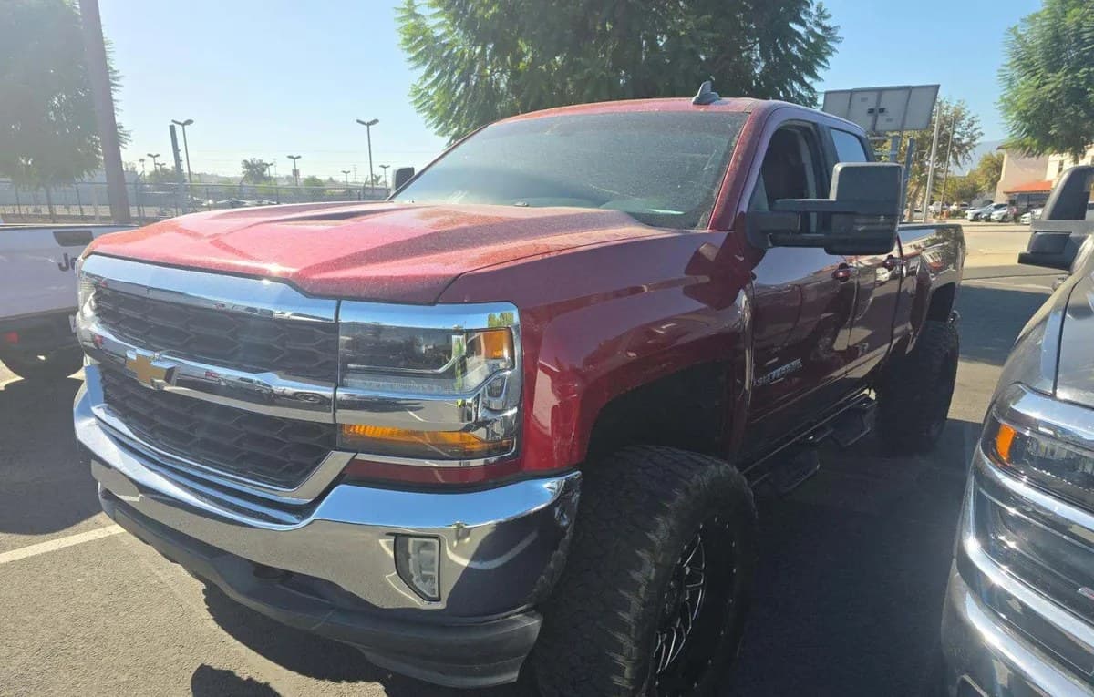 2019 CHEVROLET SILVERADO 1500 LD LT EXTENDED CAB MEDIUM BED 1LT 2