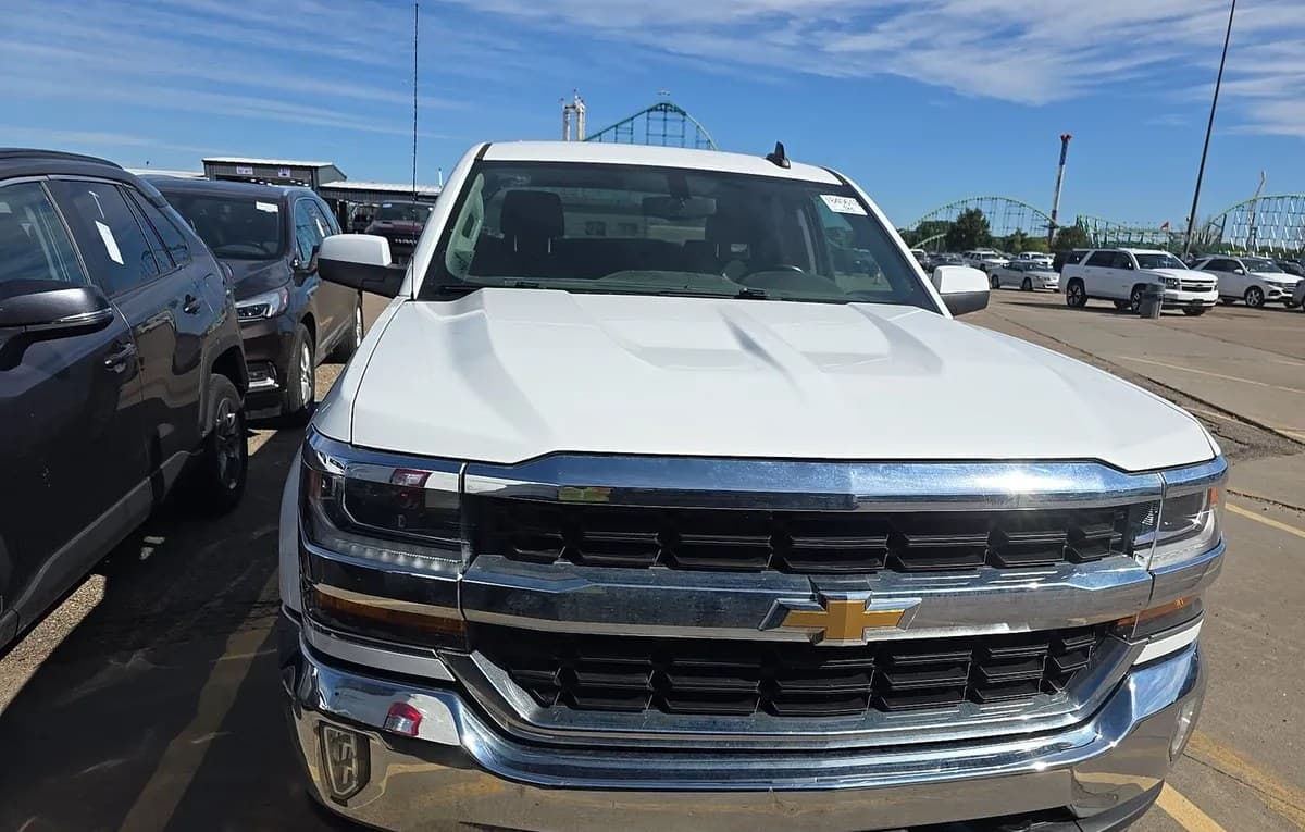 2019 CHEVROLET SILVERADO 1500 LD LT EXTENDED CAB MEDIUM BED 1LT 3
