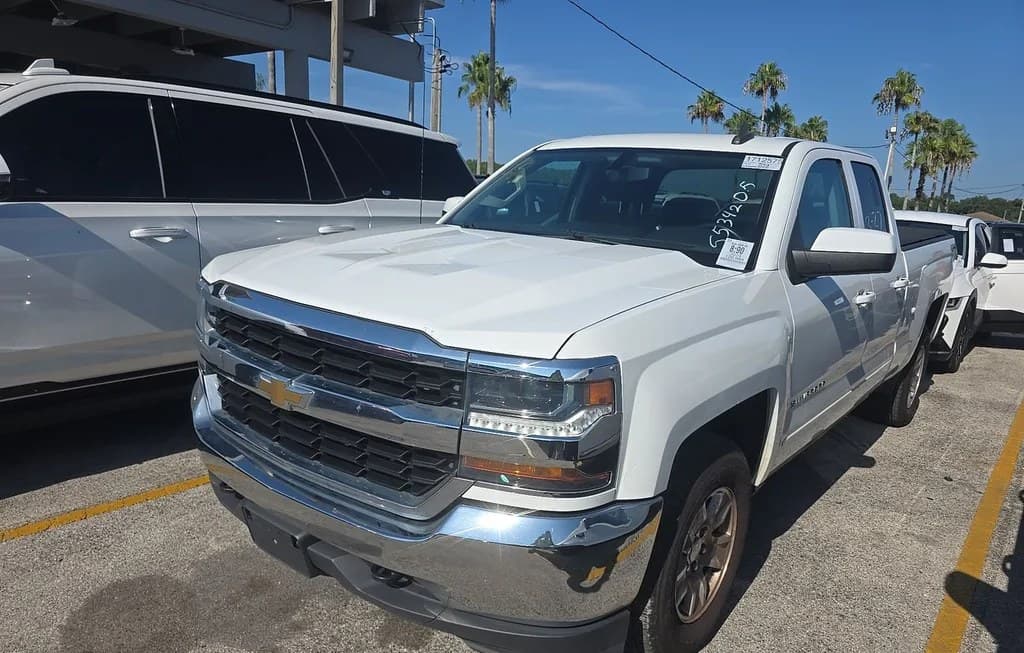 2019 CHEVROLET SILVERADO 1500 LD LT EXTENDED CAB MEDIUM BED 1LT 1