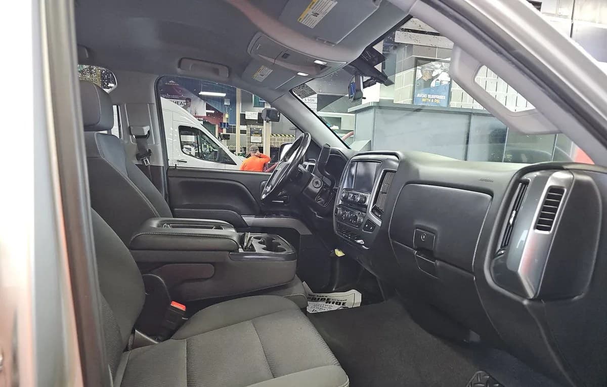 2019 CHEVROLET SILVERADO 1500 LD LT EXTENDED CAB MEDIUM BED 1LT 5