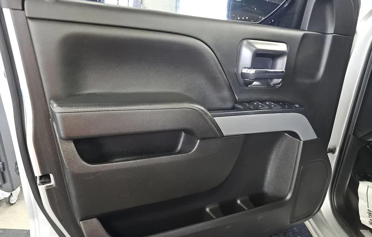 2019 CHEVROLET SILVERADO 1500 LD LT EXTENDED CAB MEDIUM BED 1LT 6