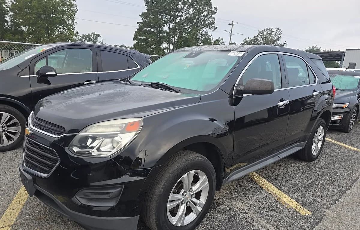 2017 CHEVROLET EQUINOX LS 2
