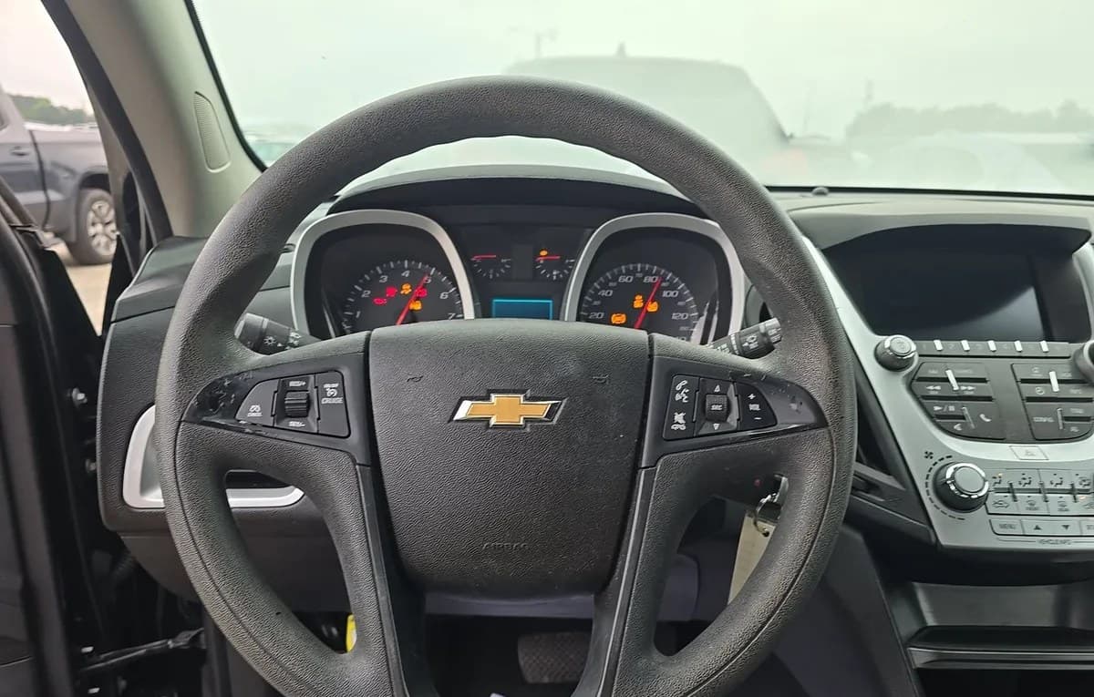 2017 CHEVROLET EQUINOX LS 7