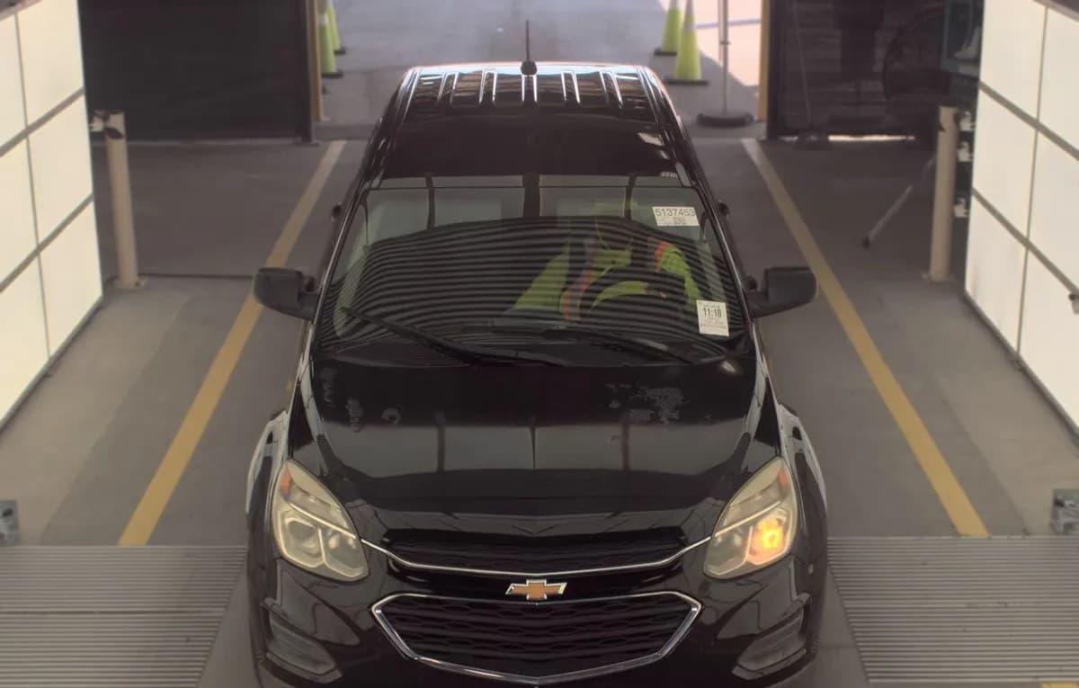 2017 CHEVROLET EQUINOX LS 2