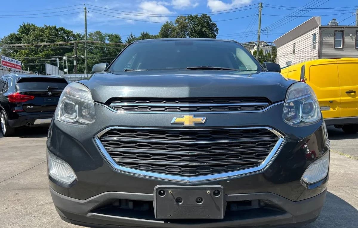 2017 CHEVROLET EQUINOX LT 3