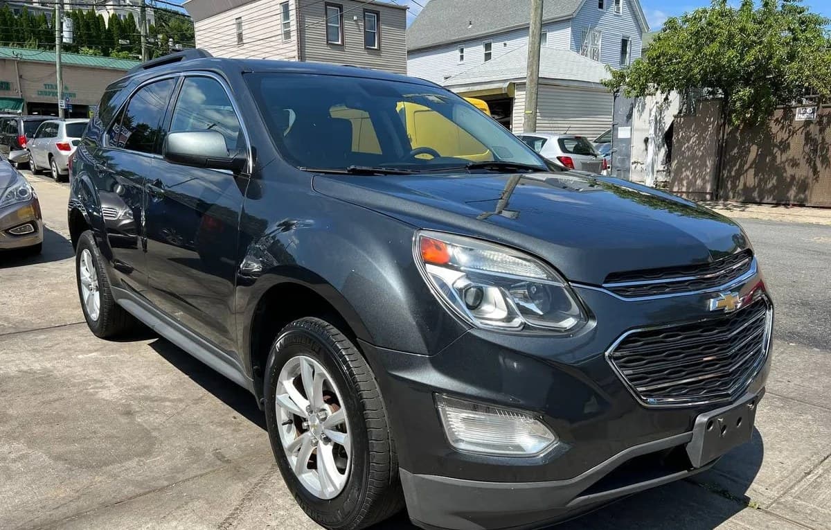 2017 CHEVROLET EQUINOX LT 4