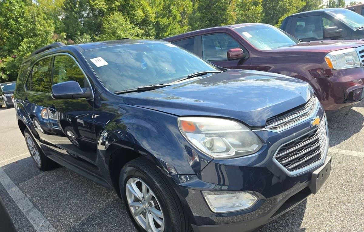 2017 CHEVROLET EQUINOX LT 3