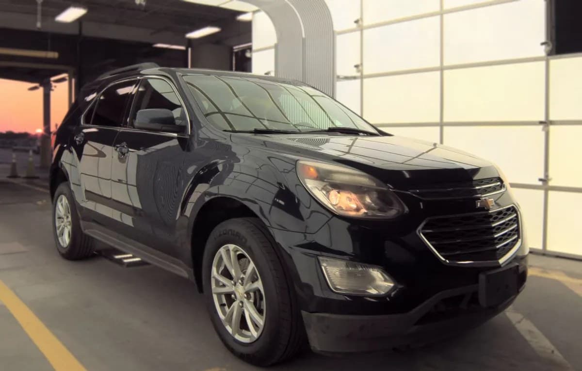 2017 CHEVROLET EQUINOX LT 3