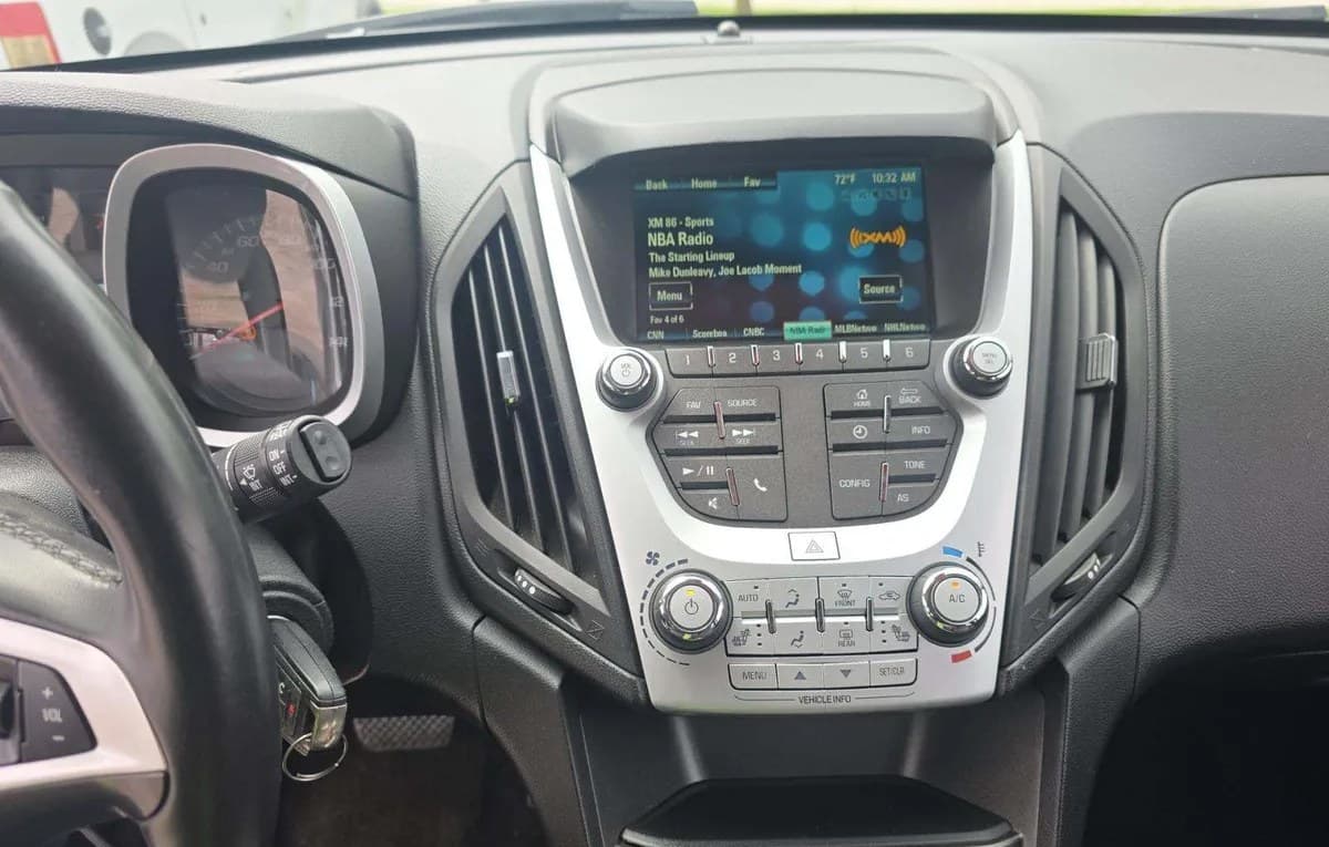 2017 CHEVROLET EQUINOX Premier 7