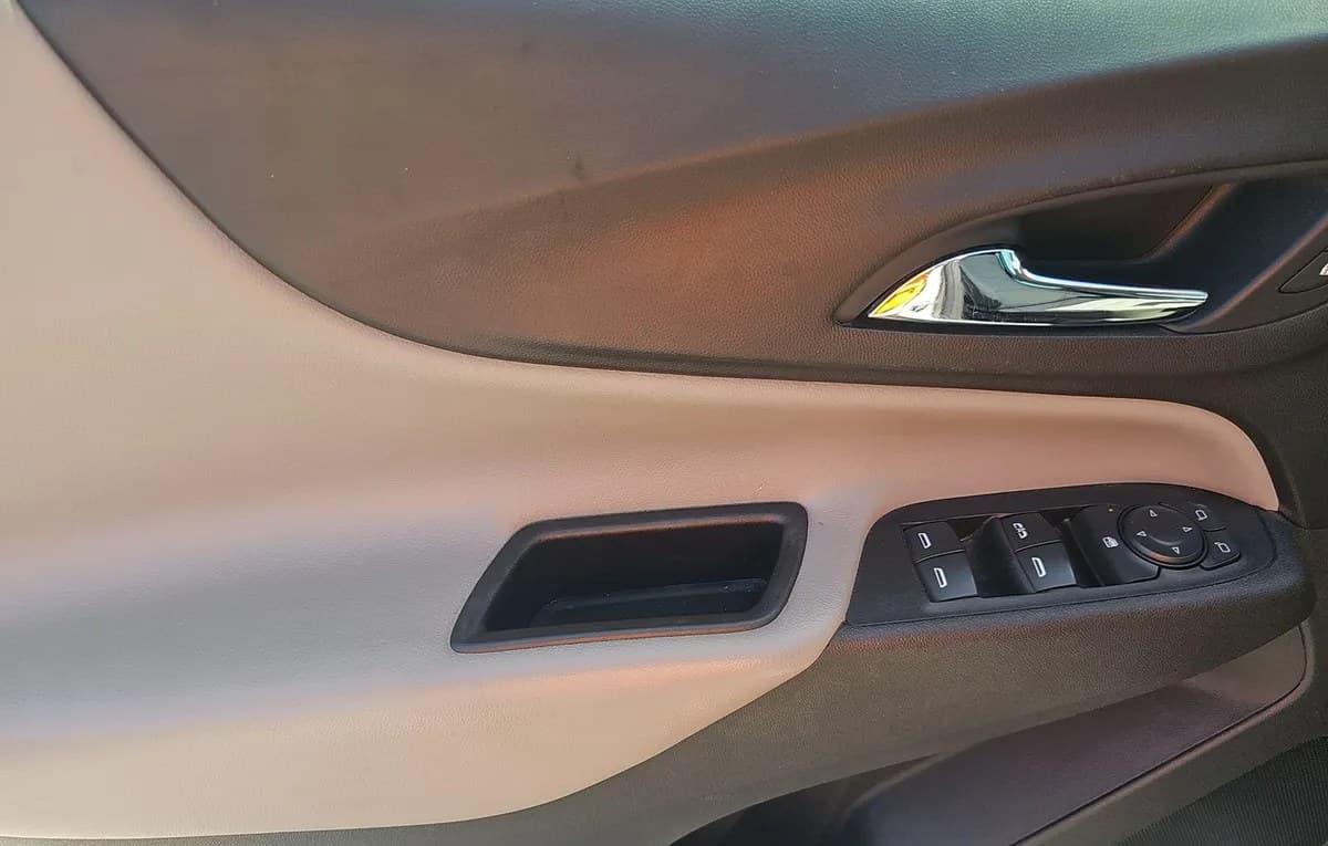 2021 CHEVROLET EQUINOX LS 6