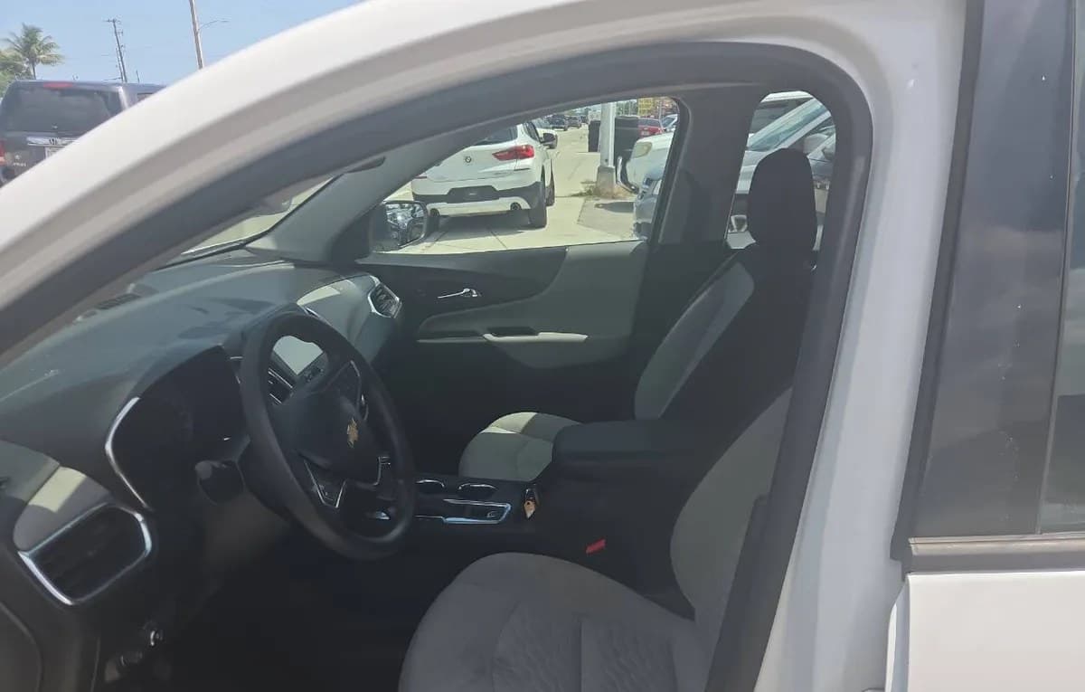2018 CHEVROLET EQUINOX LS 5