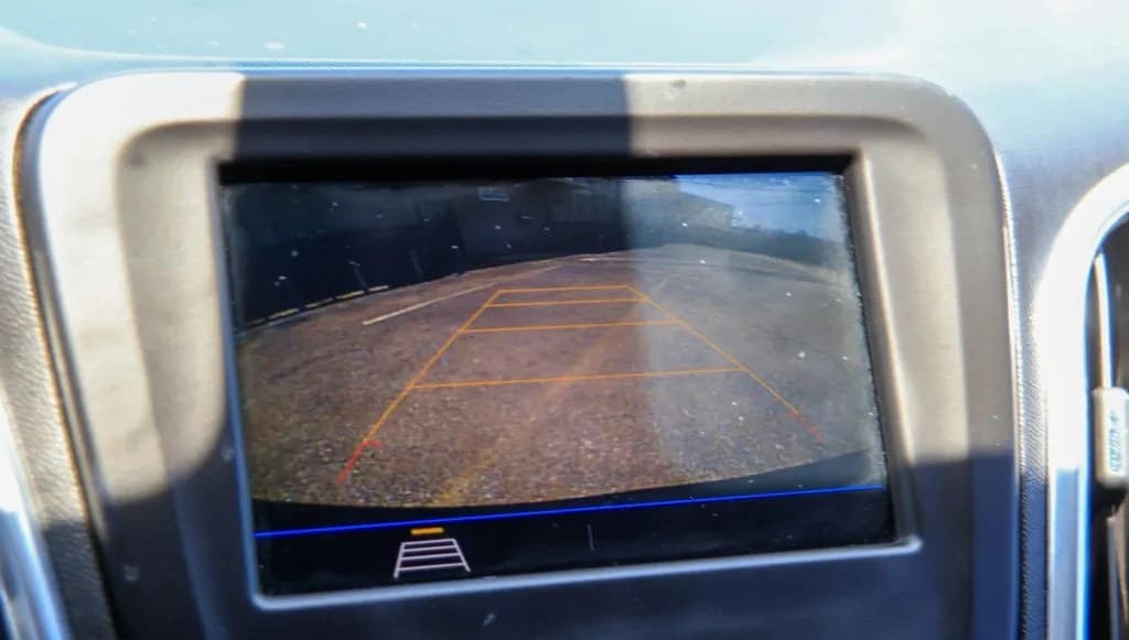 2019 CHEVROLET EQUINOX LS 4