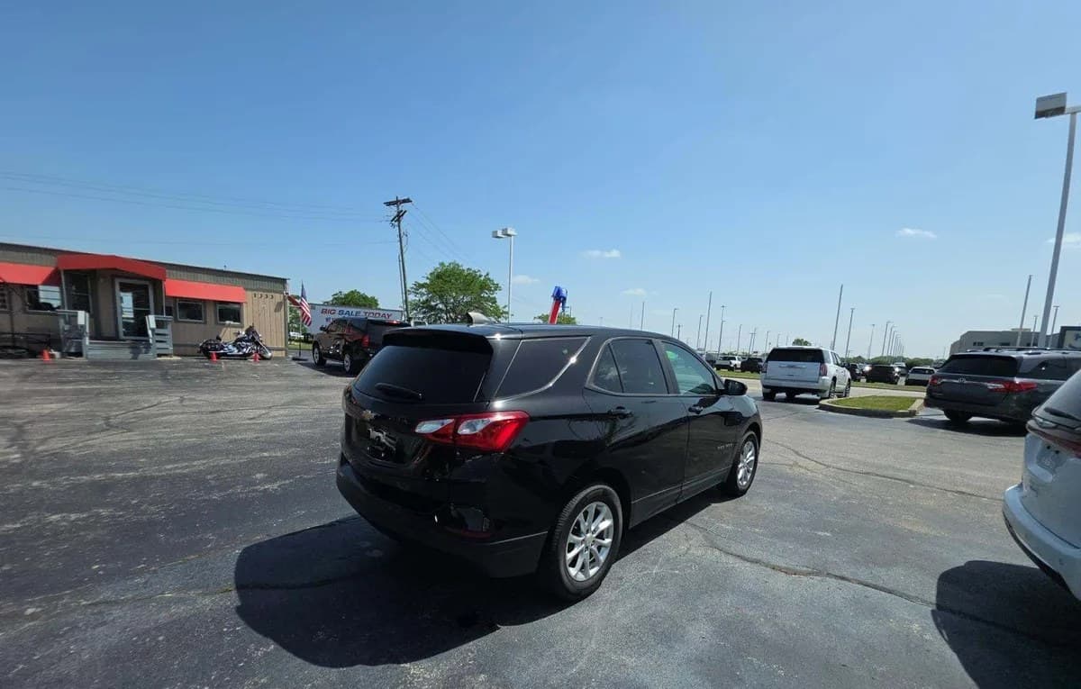 2020 CHEVROLET EQUINOX LS 4