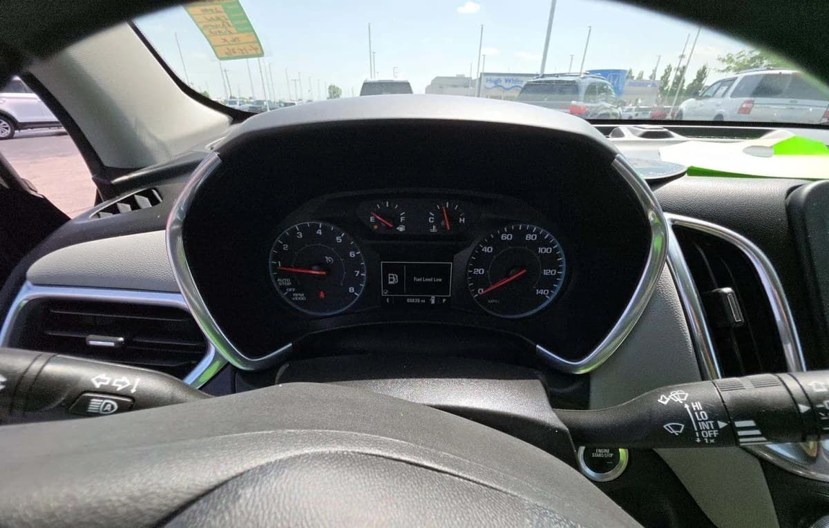 2020 CHEVROLET EQUINOX LS 6