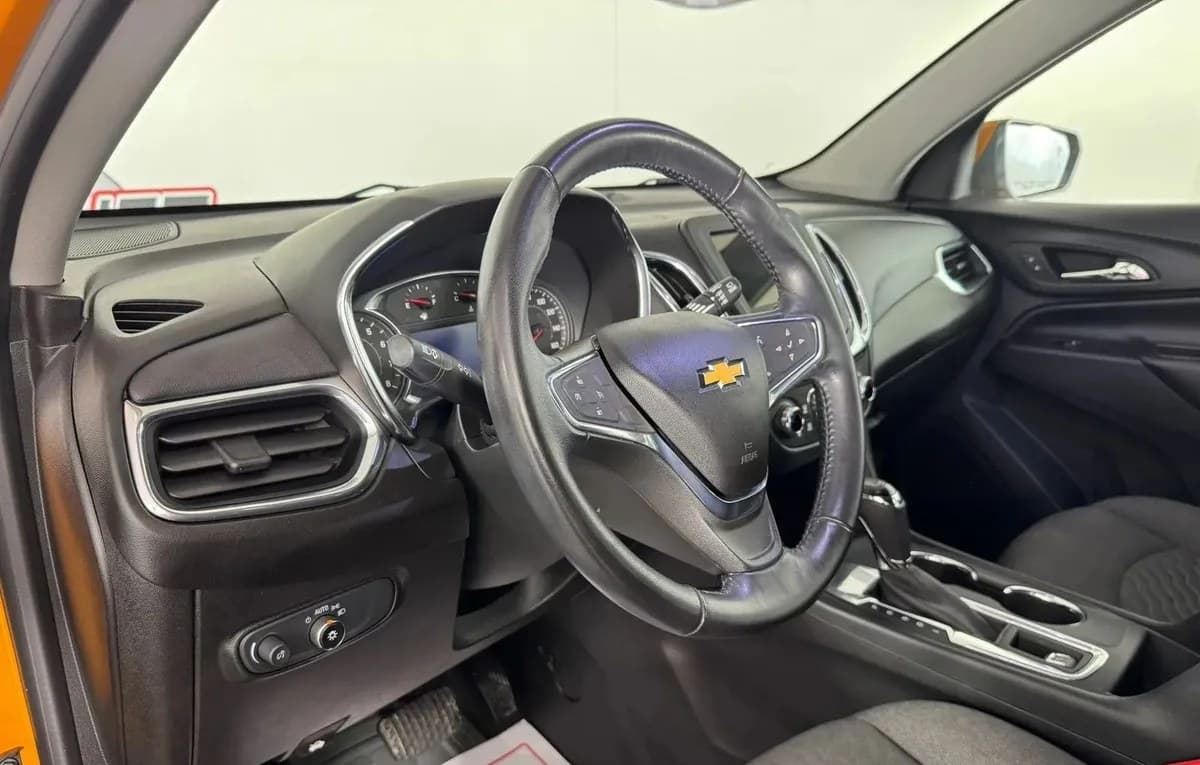 2019 CHEVROLET EQUINOX LT 7