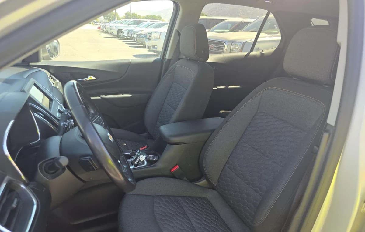 2019 CHEVROLET EQUINOX LT 4