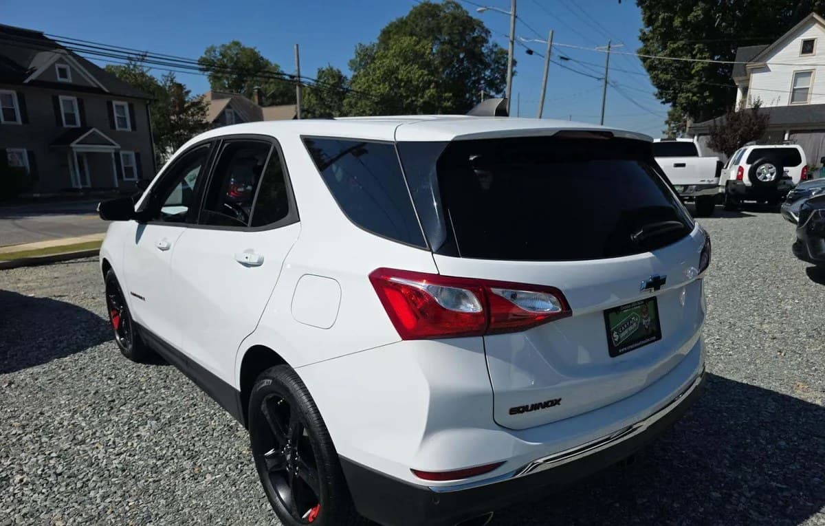 2019 CHEVROLET EQUINOX LT 3