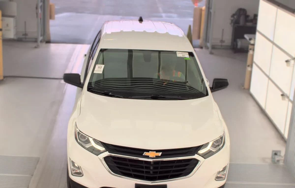 2019 CHEVROLET EQUINOX LS 3