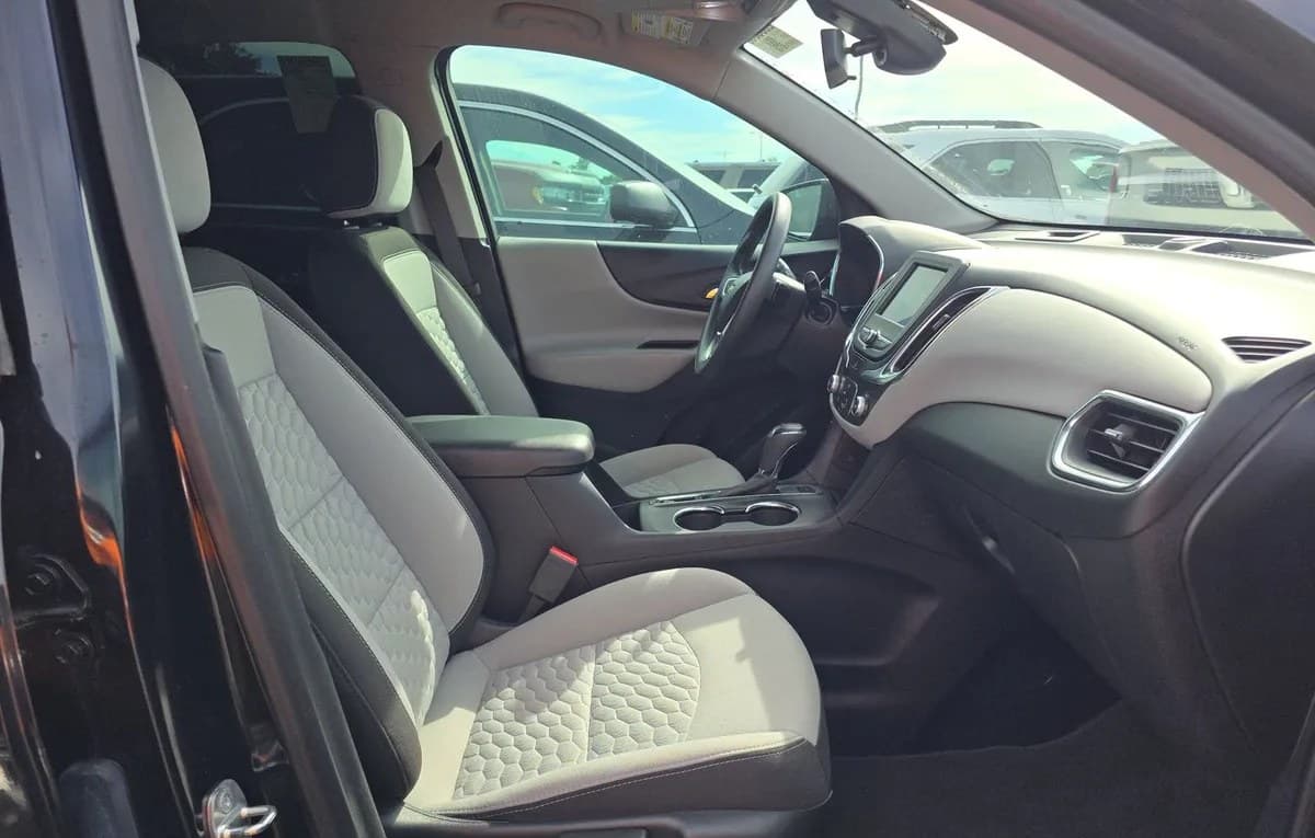 2021 CHEVROLET EQUINOX LS 5