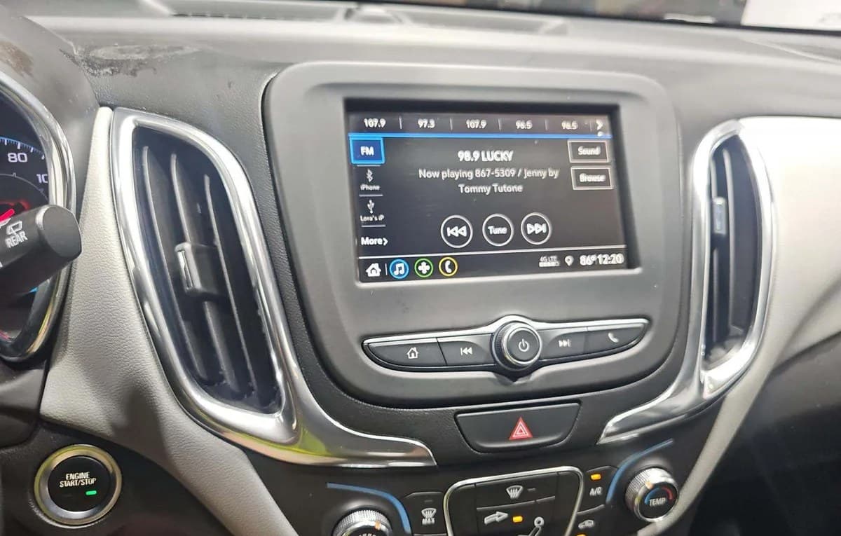 2019 CHEVROLET EQUINOX LS 7