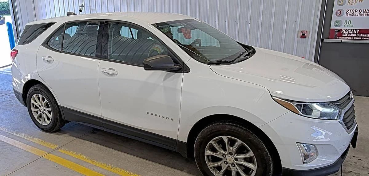 2019 CHEVROLET EQUINOX LS 3