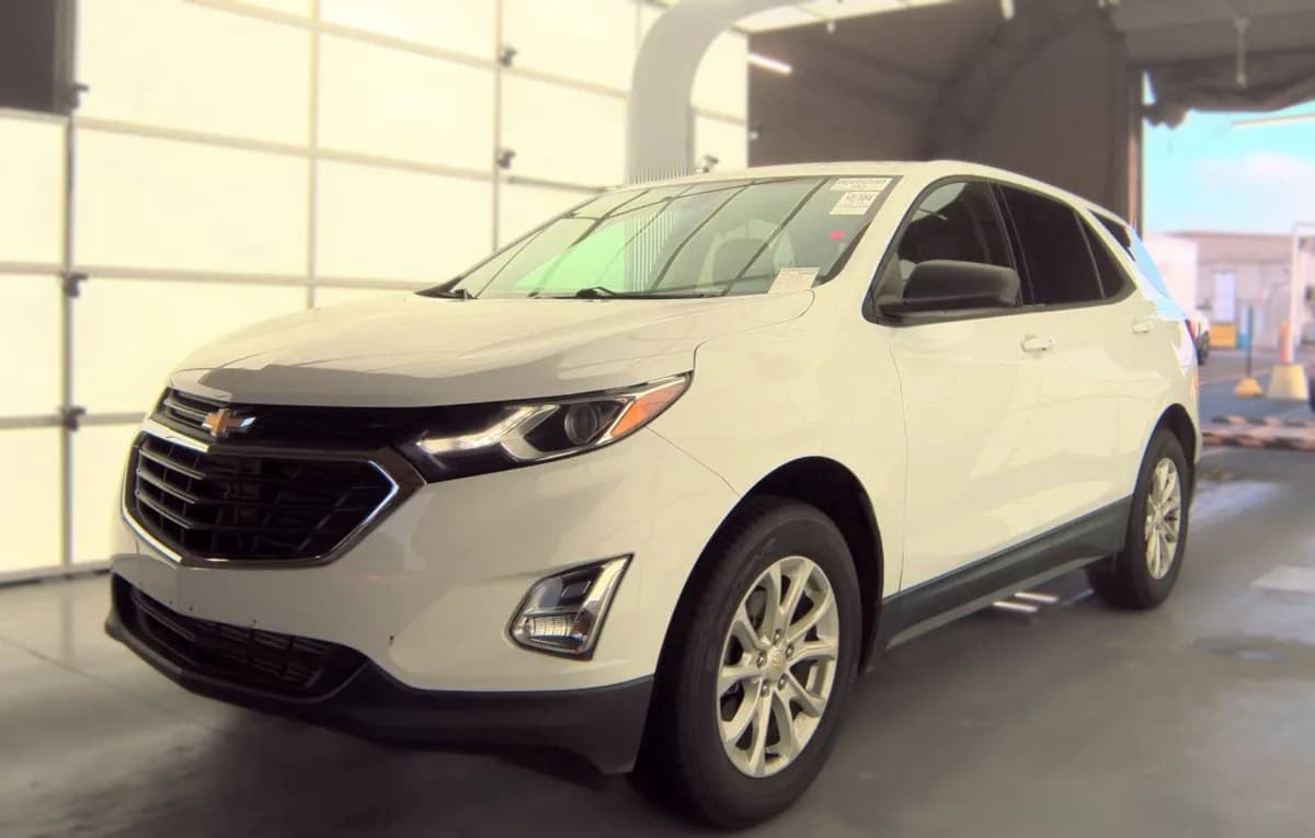 2019 CHEVROLET EQUINOX LS 2