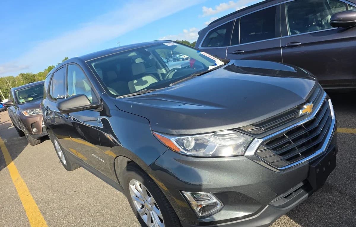 2019 CHEVROLET EQUINOX LS 4