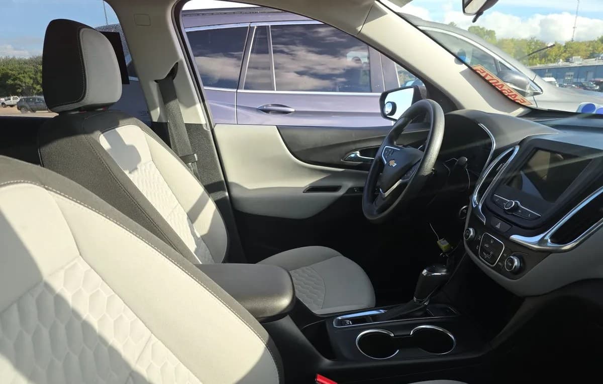 2019 CHEVROLET EQUINOX LS 5