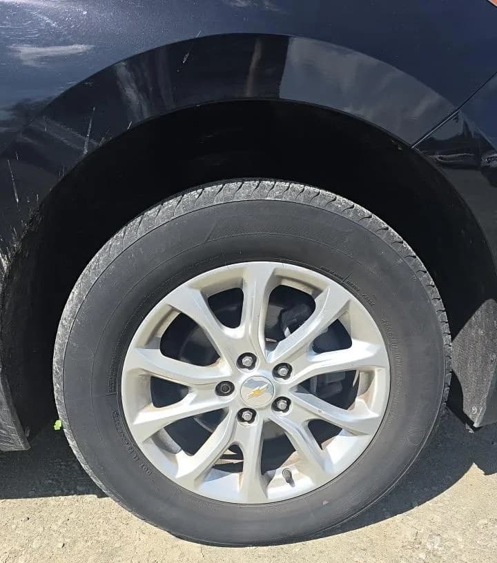 2020 CHEVROLET EQUINOX LS 6