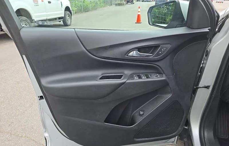 2019 CHEVROLET EQUINOX LT 5
