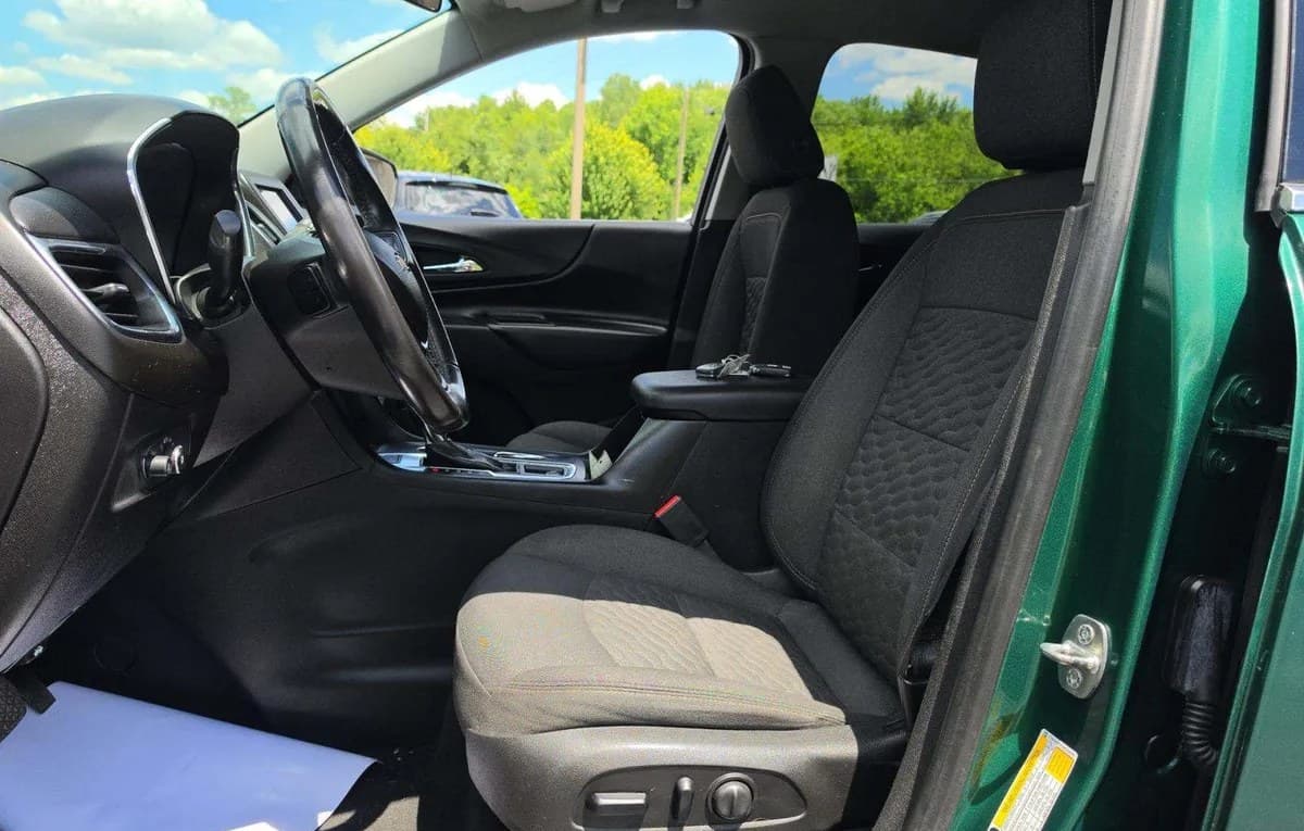 2019 CHEVROLET EQUINOX LT 4