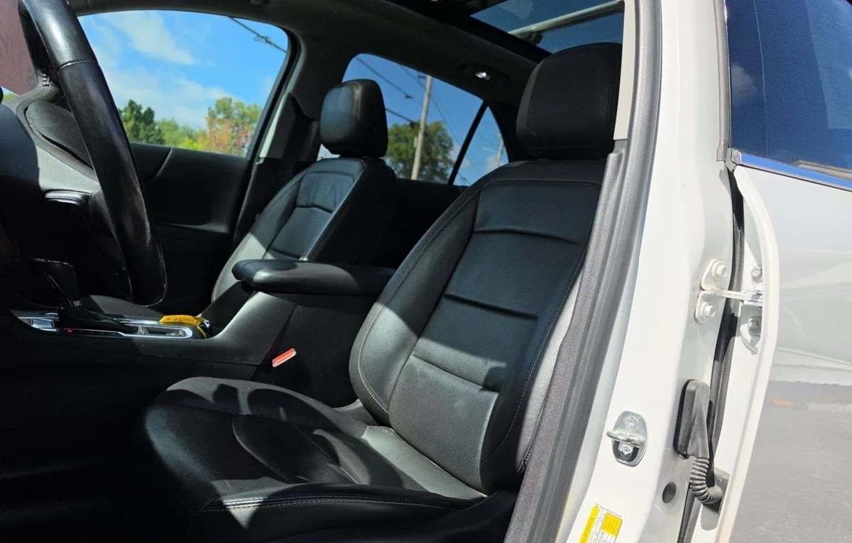 2019 CHEVROLET EQUINOX Premier 4