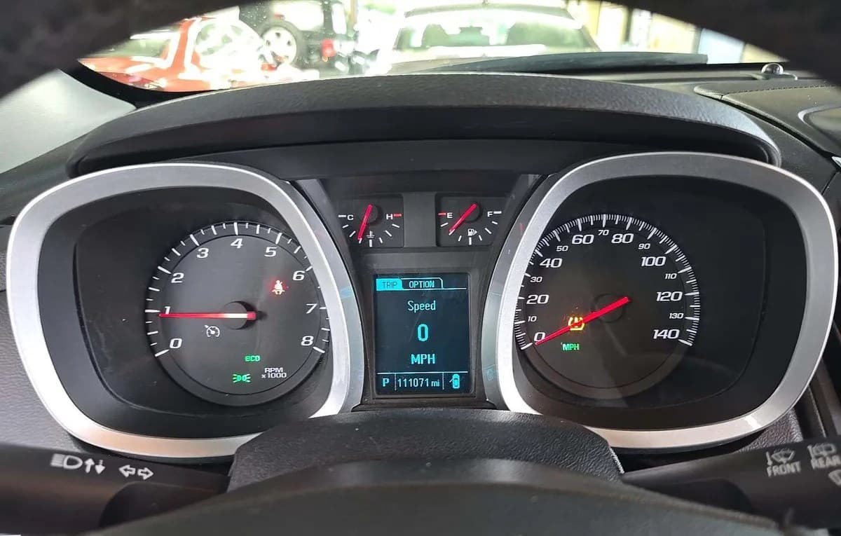 2017 CHEVROLET EQUINOX LT 5
