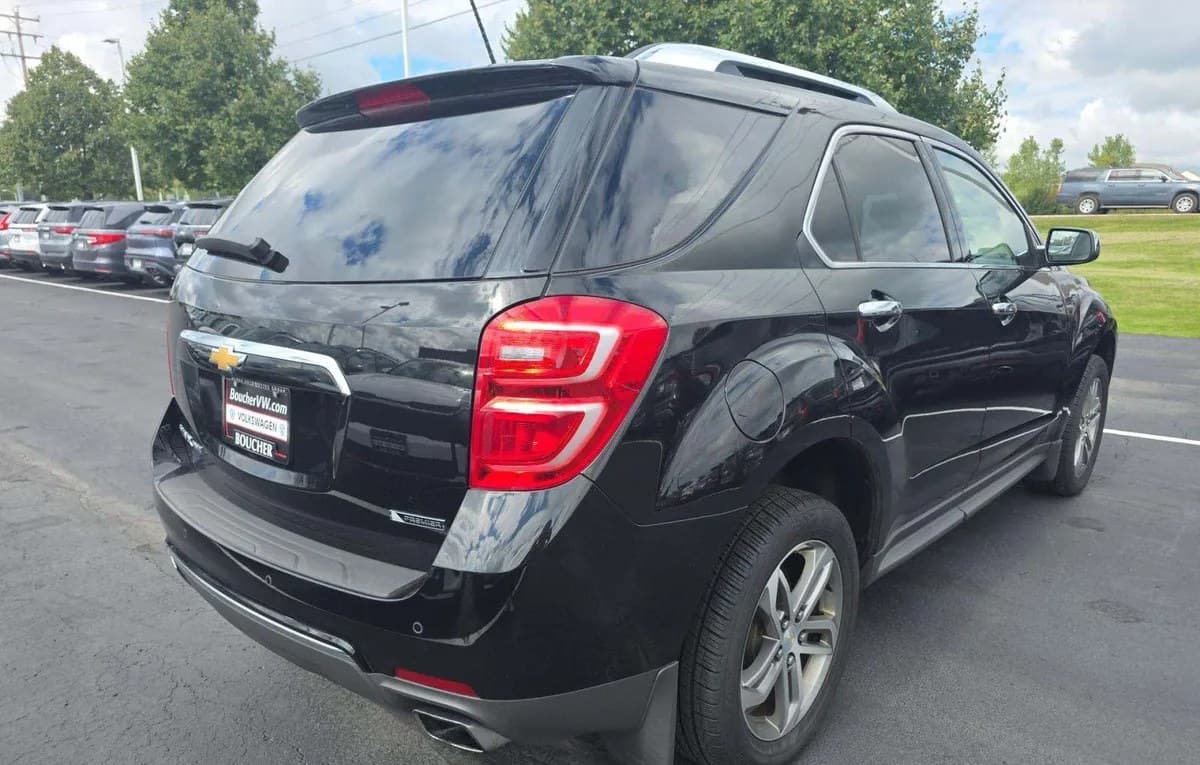 2017 CHEVROLET EQUINOX Premier 4