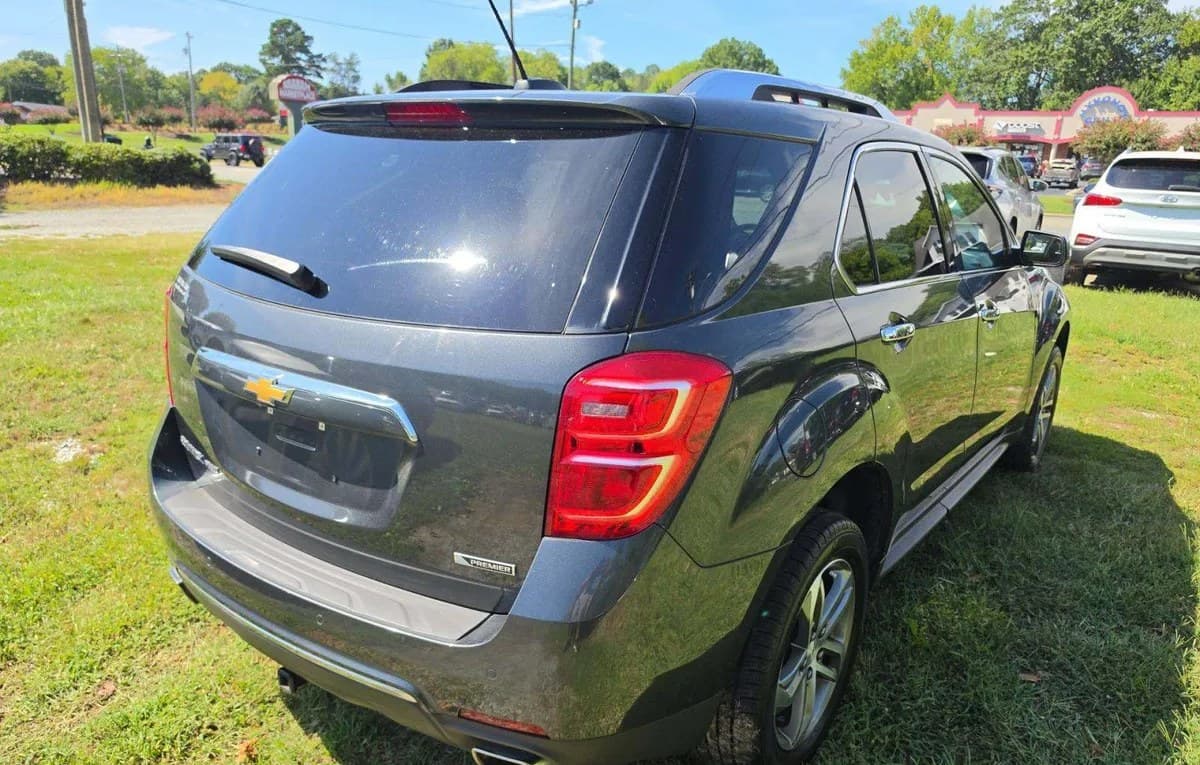 2017 CHEVROLET EQUINOX Premier 4