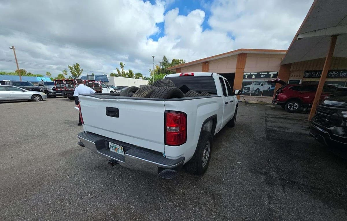 2019 GMC SIERRA 1500 LIMITED EXTENDED CAB MEDIUM BED 1SA 4