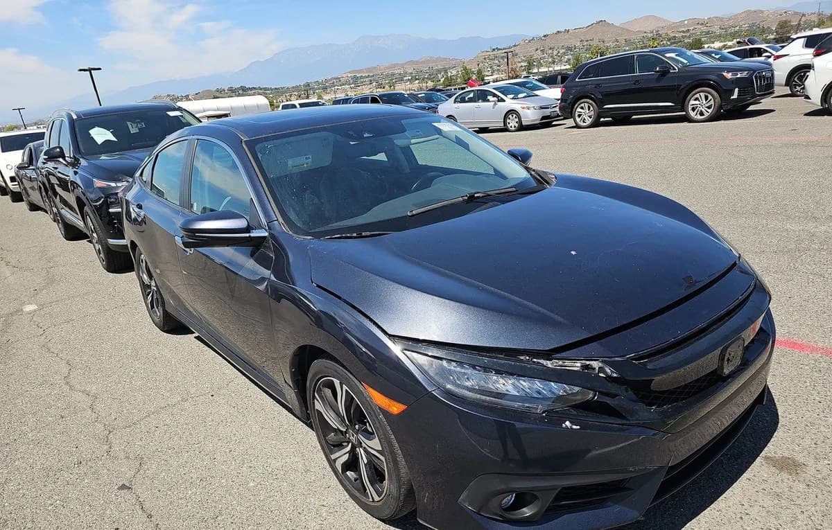2017 HONDA CIVIC Touring 4