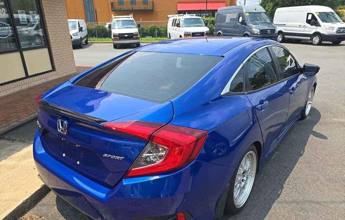 2019 HONDA CIVIC Sport 4