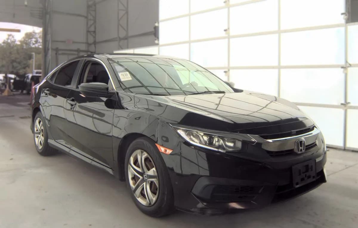 2018 HONDA CIVIC LX 4