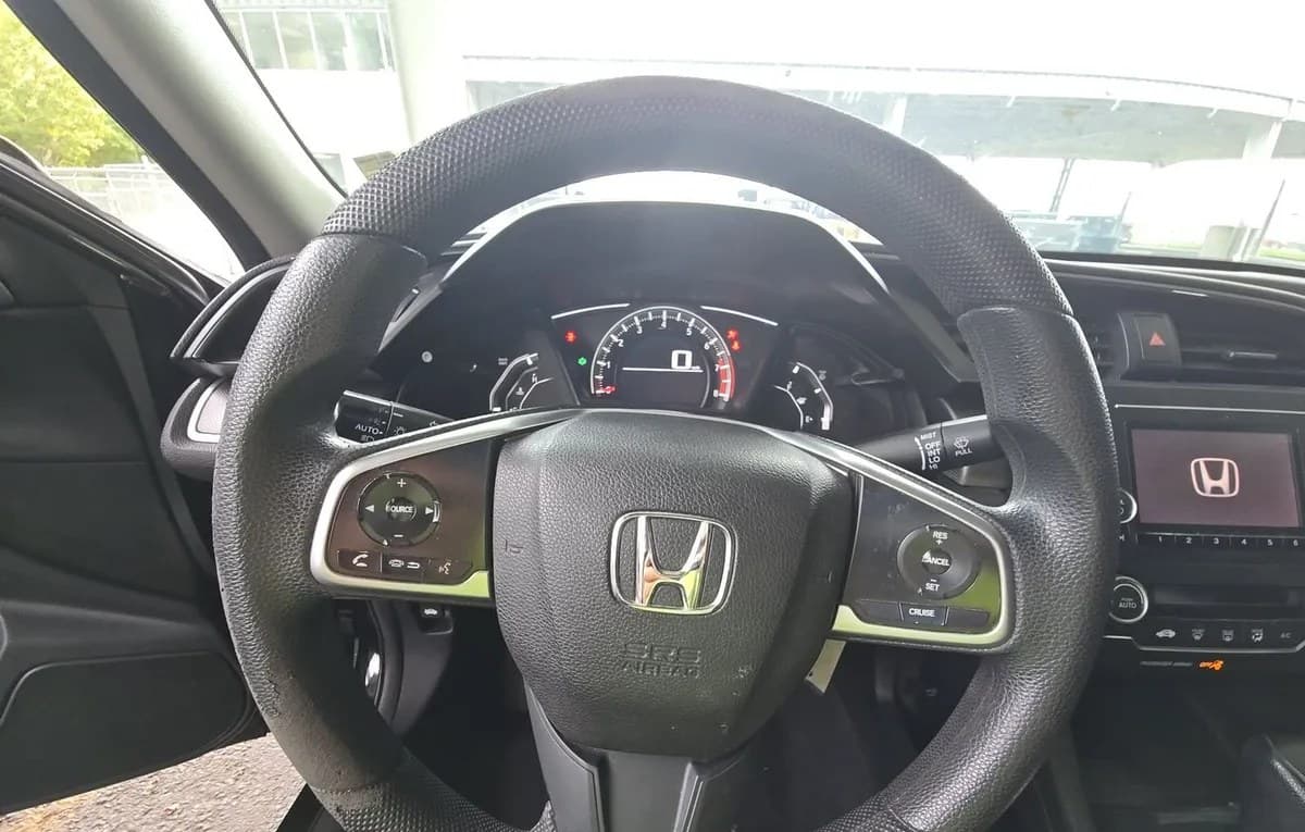 2018 HONDA CIVIC LX 7