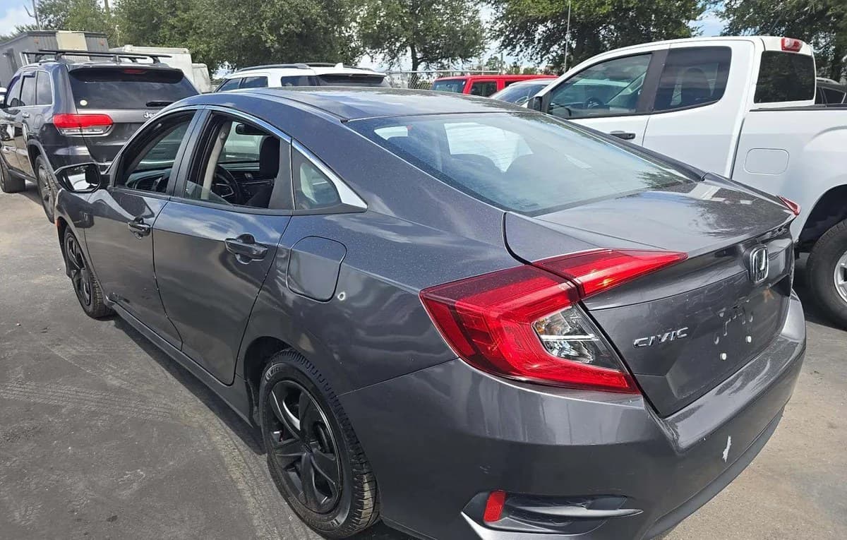 2018 HONDA CIVIC LX 3