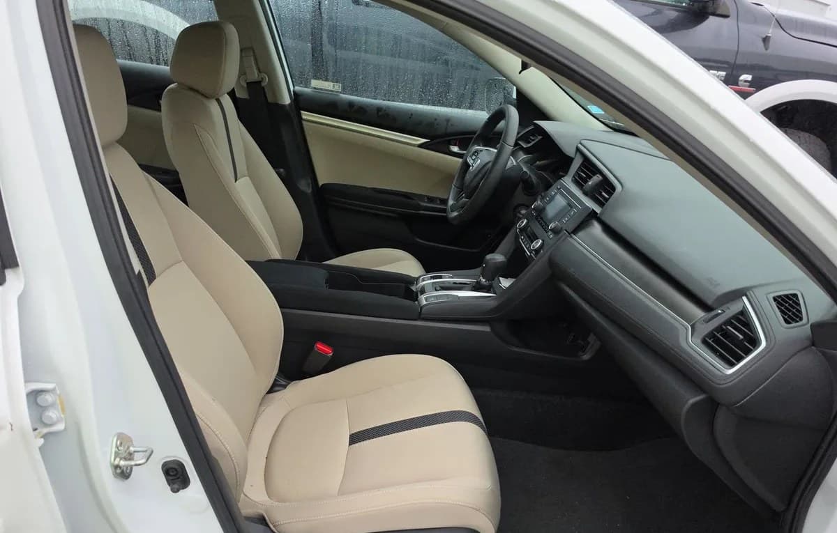 2019 HONDA CIVIC LX 5