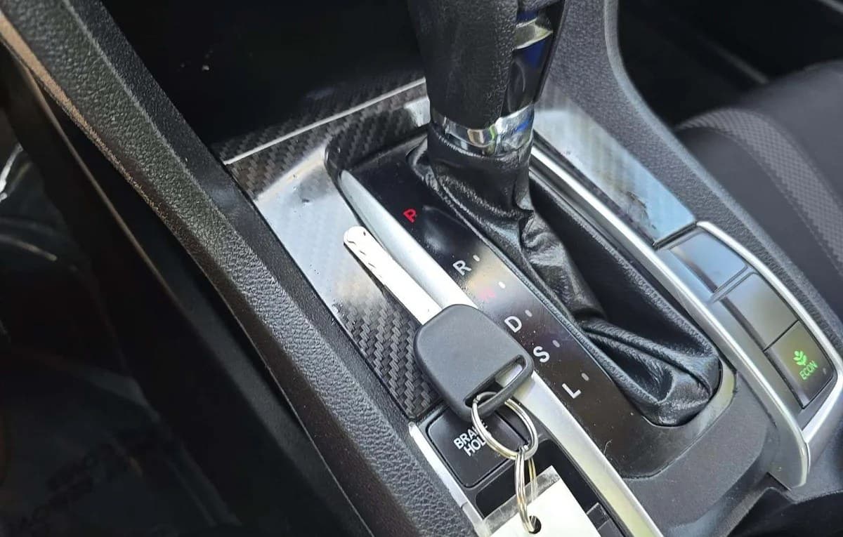 2019 HONDA CIVIC LX 5