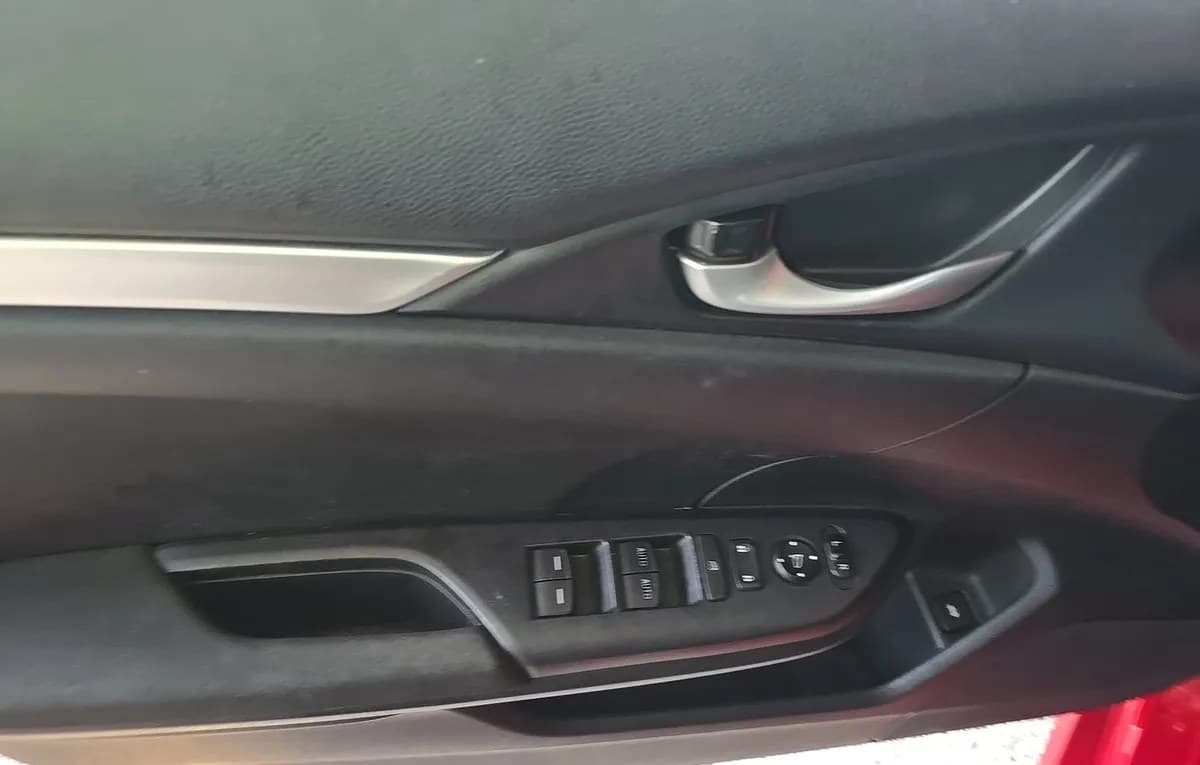 2019 HONDA CIVIC LX 6