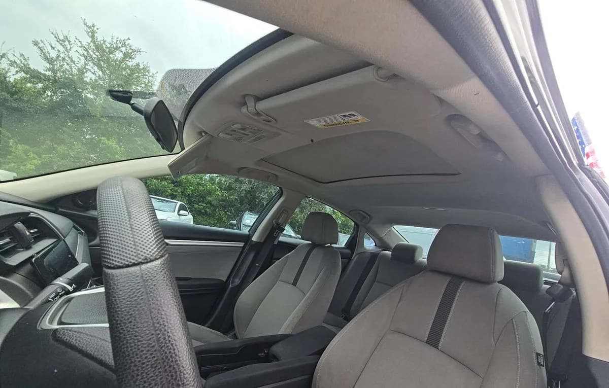 2018 HONDA CIVIC EX 5