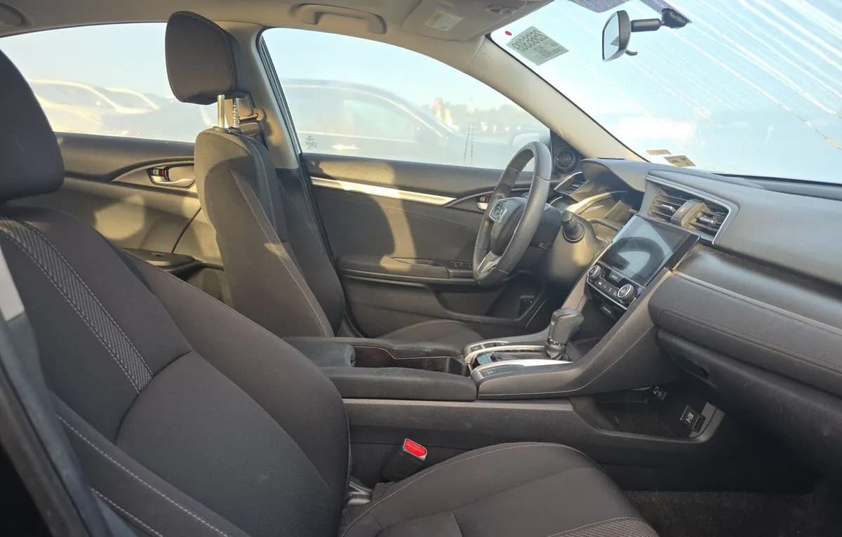 2018 HONDA CIVIC EX 5